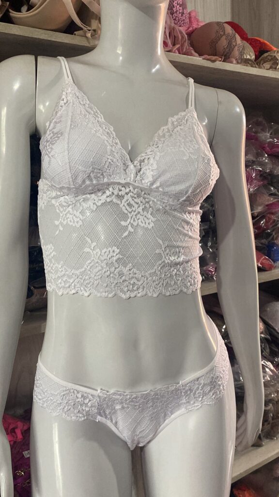 exile pearl necklace